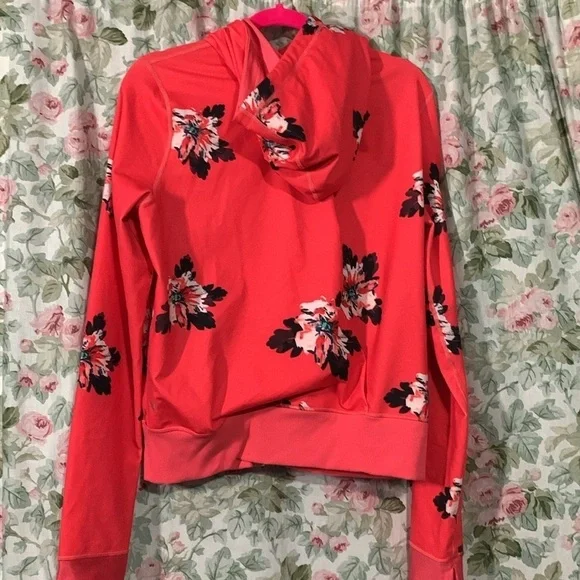 LULULEMON - Namaskar Hoodie - Picture 5 of 6